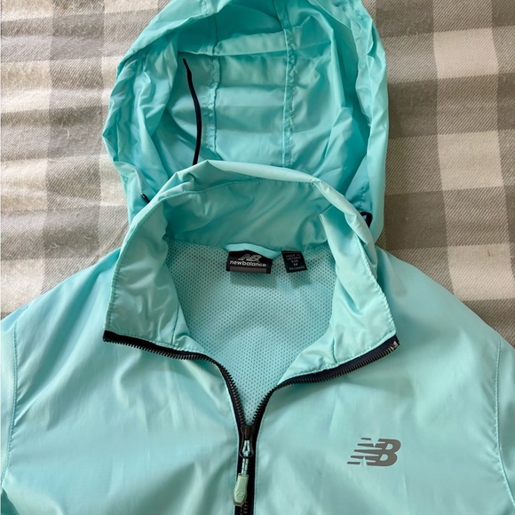 New Balance Light Blue Jacket - Picture 2 of 3